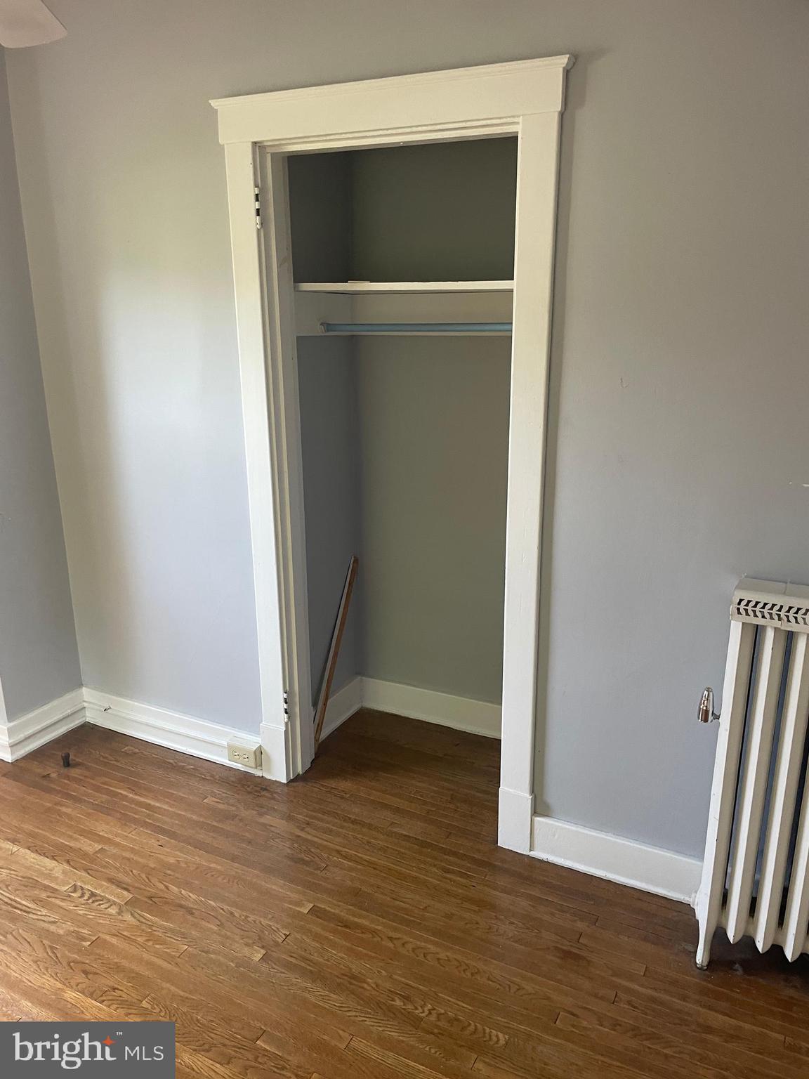 WEST SIDE - Residential