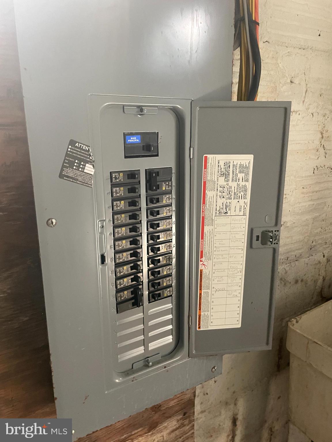 WEST SIDE - Residential