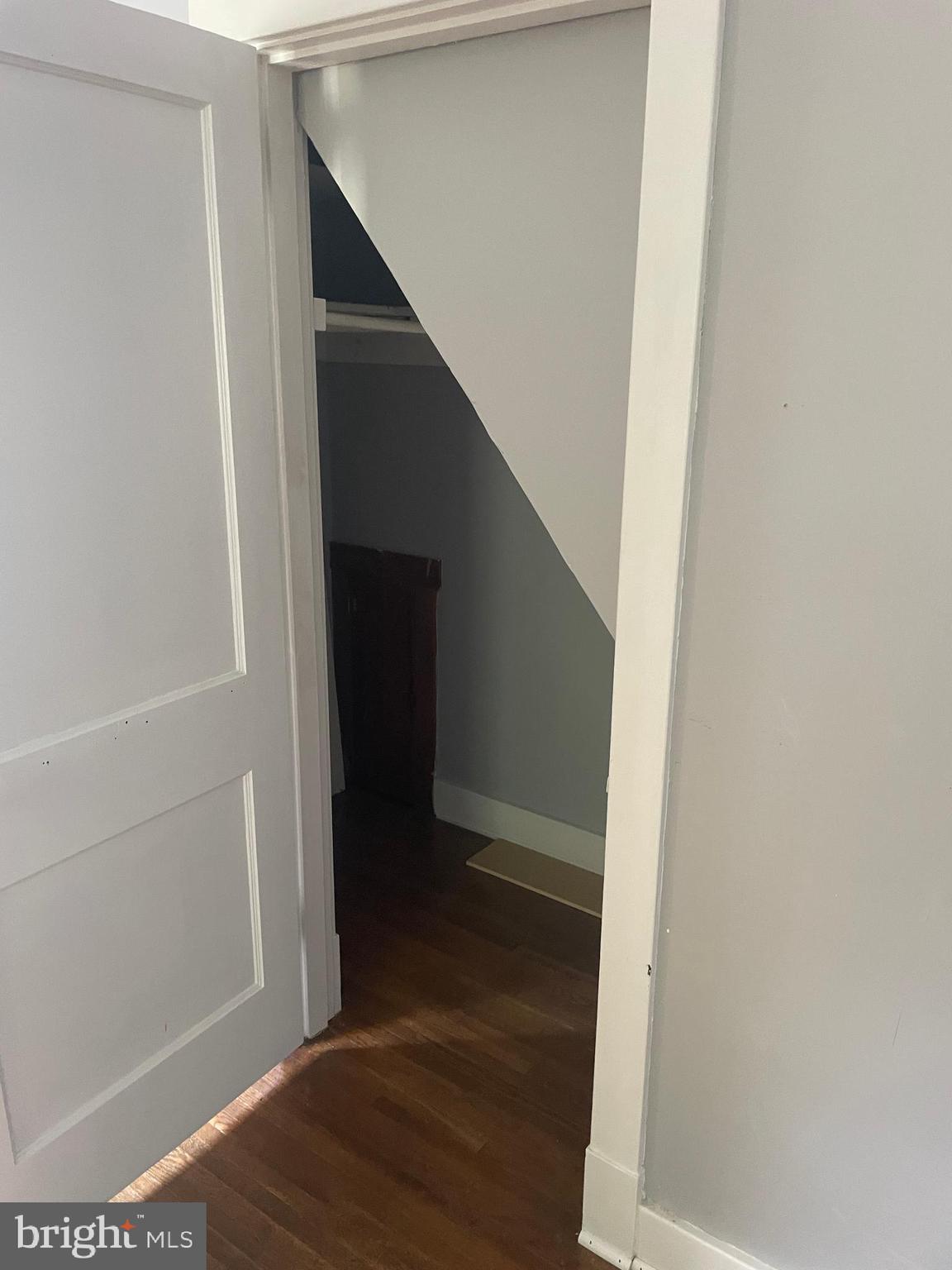 WEST SIDE - Residential