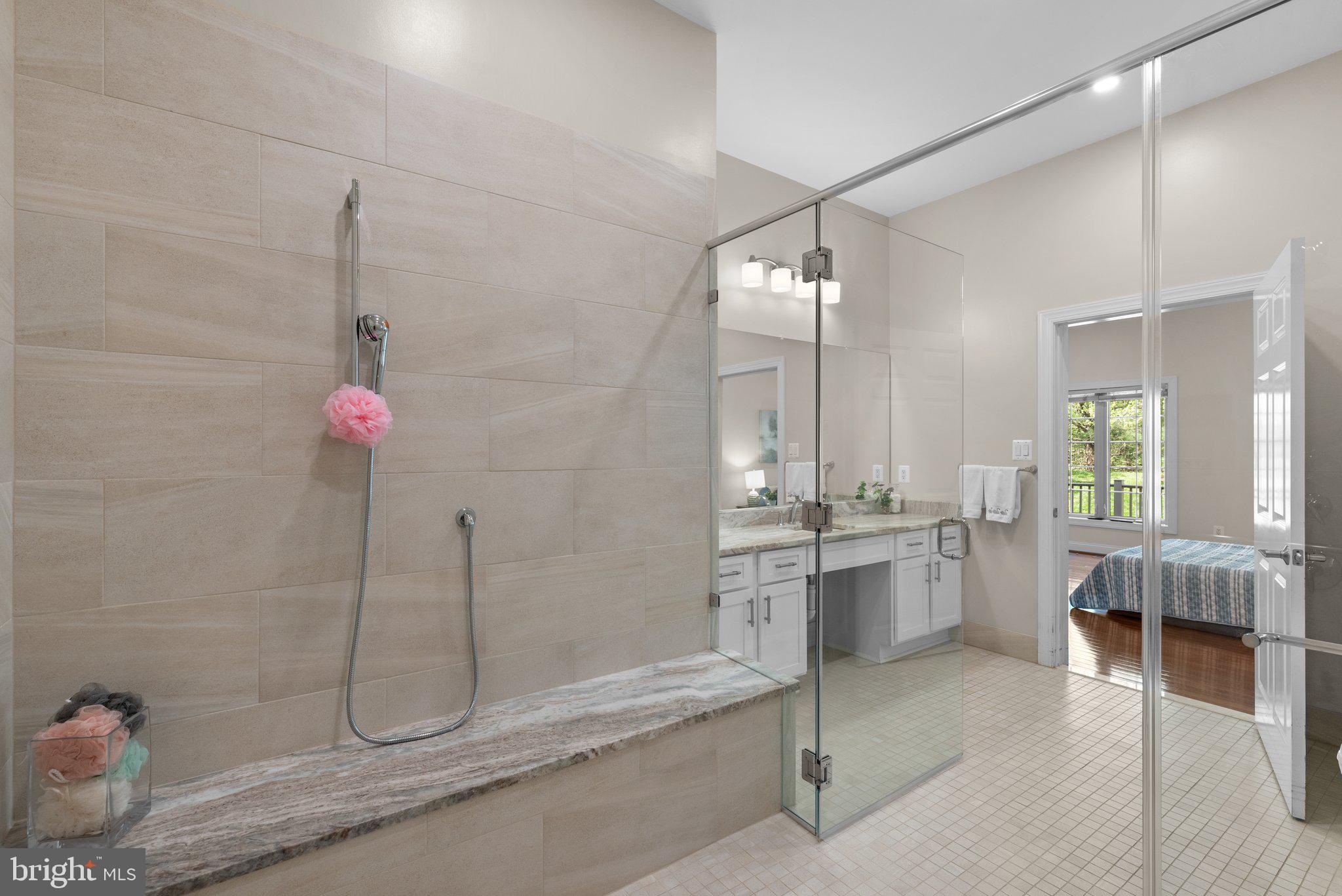 SCOT'S GLEN - Residential