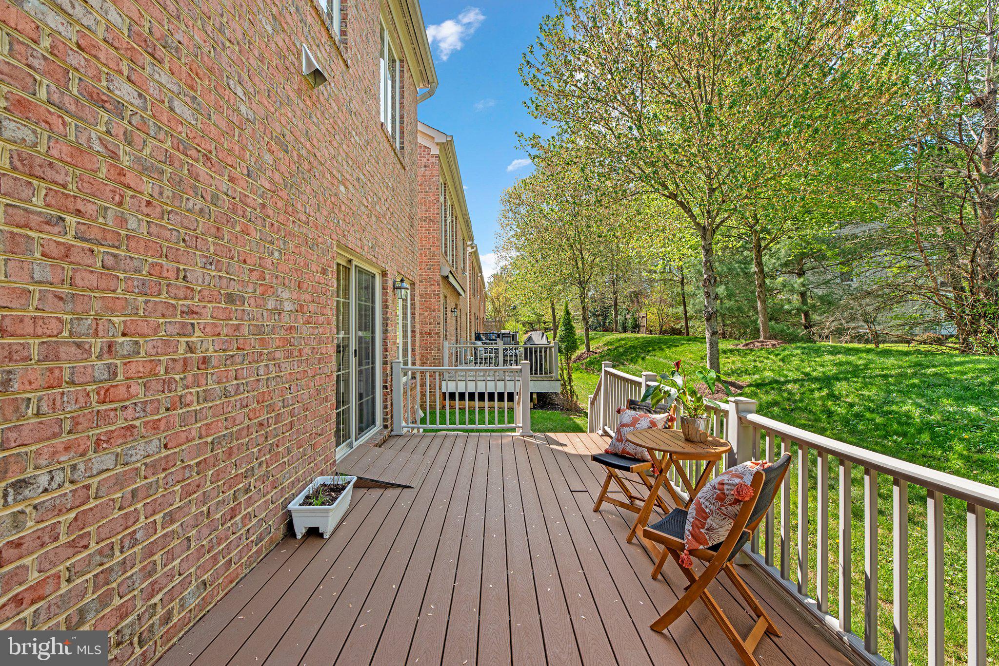 SCOT'S GLEN - Residential