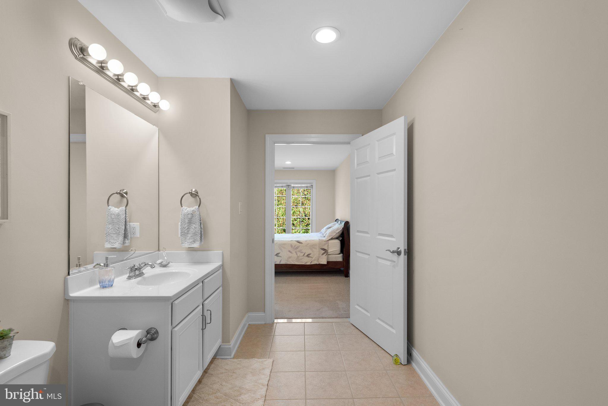 SCOT'S GLEN - Residential