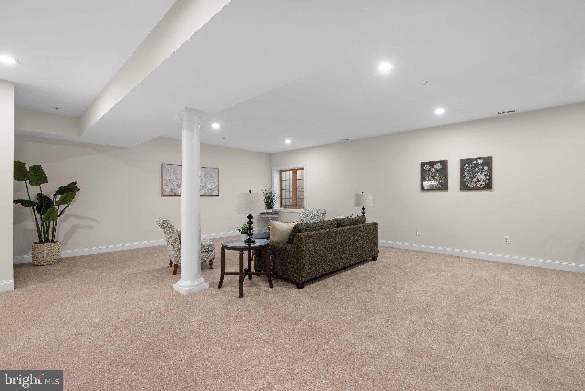 SCOT'S GLEN - Residential