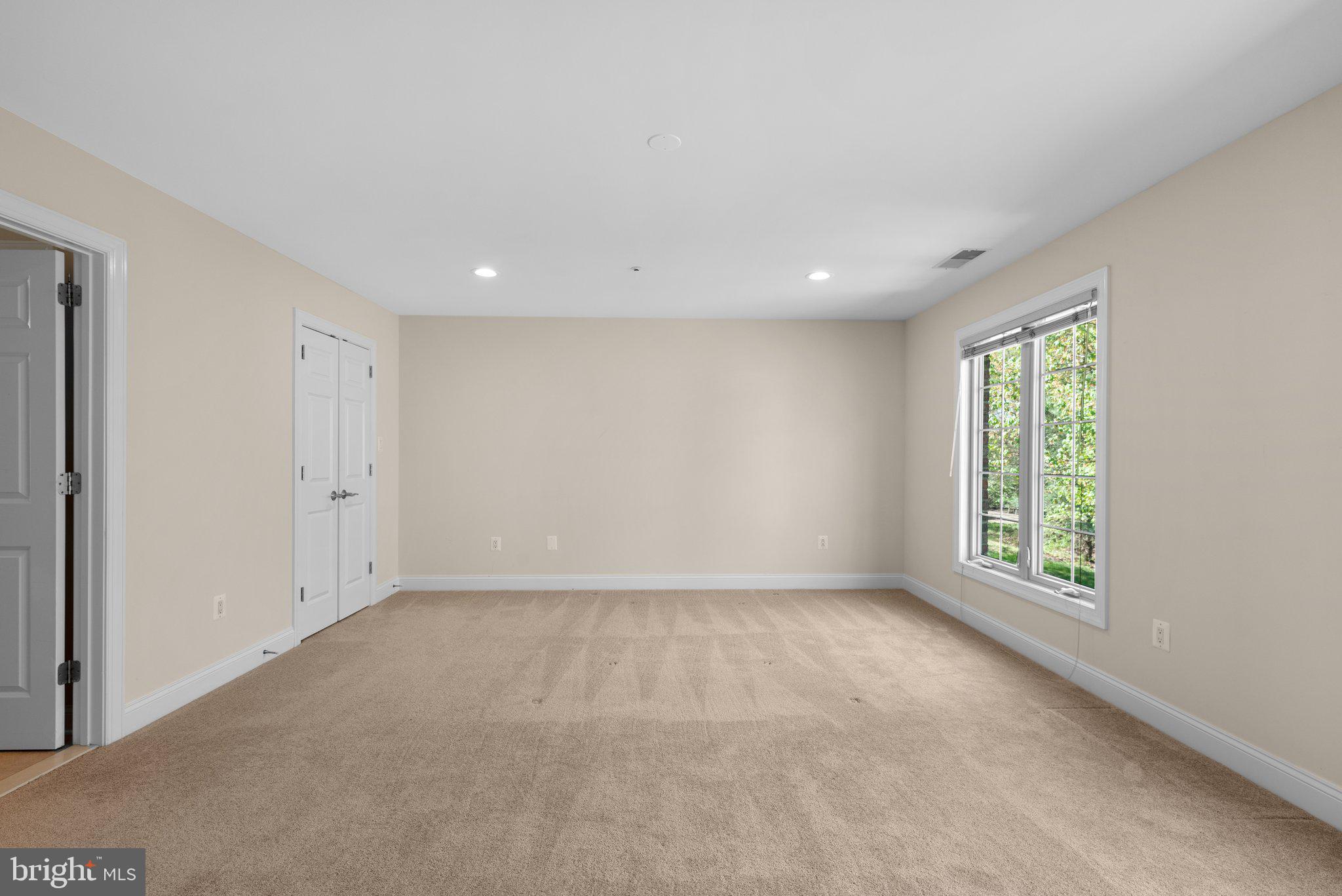 SCOT'S GLEN - Residential