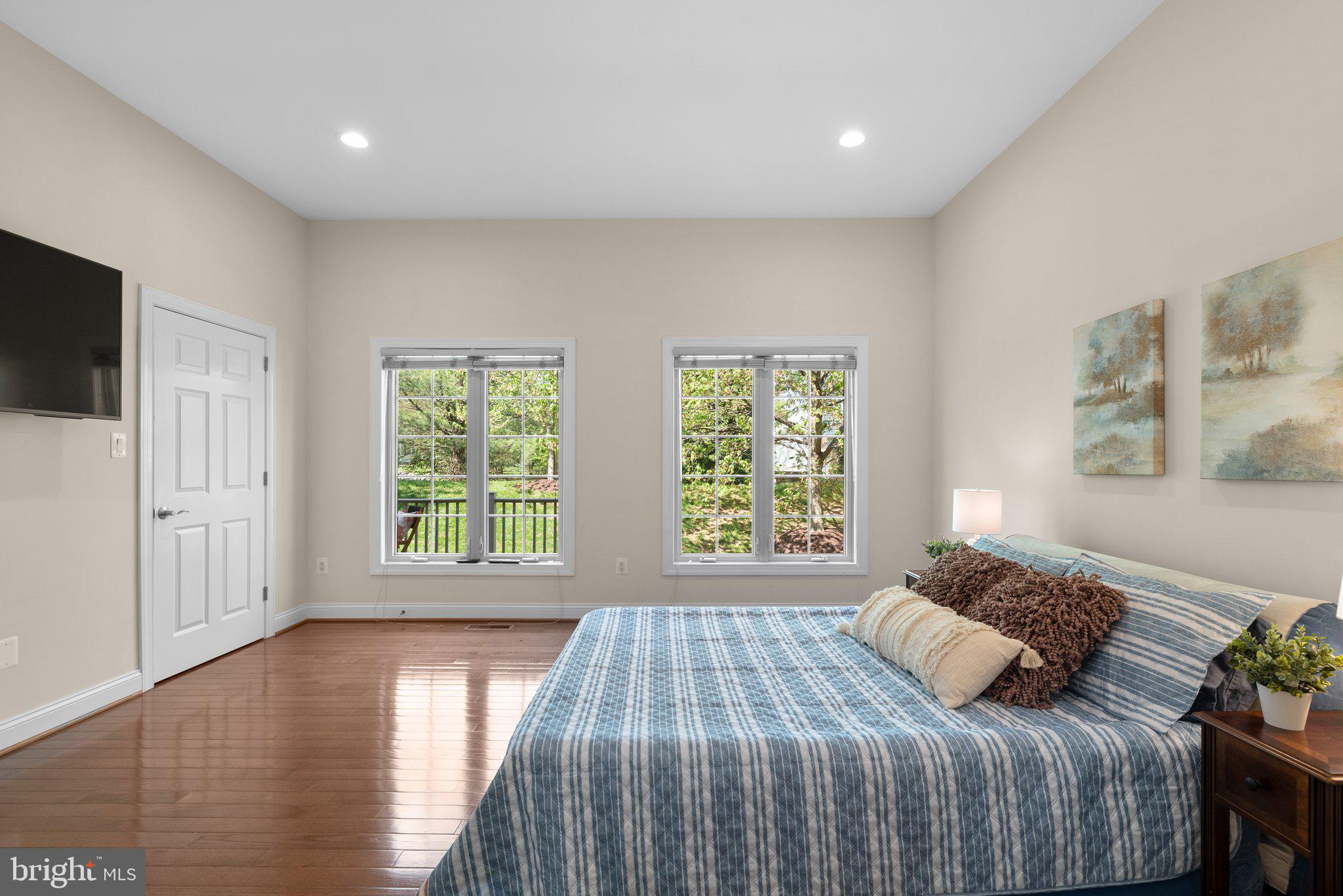 SCOT'S GLEN - Residential