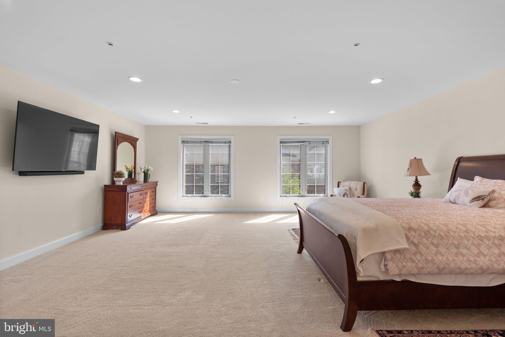 SCOT'S GLEN - Residential