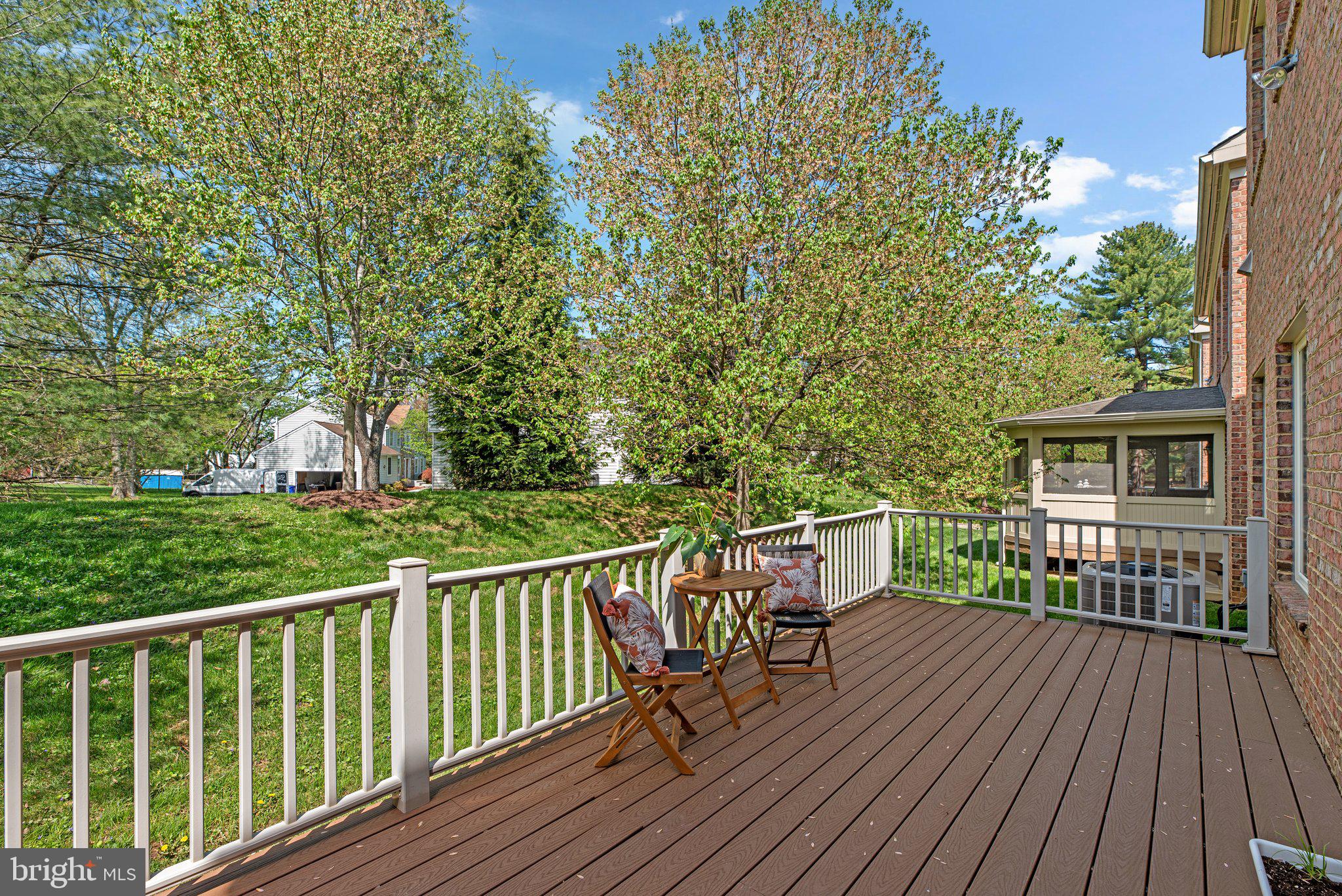 SCOT'S GLEN - Residential