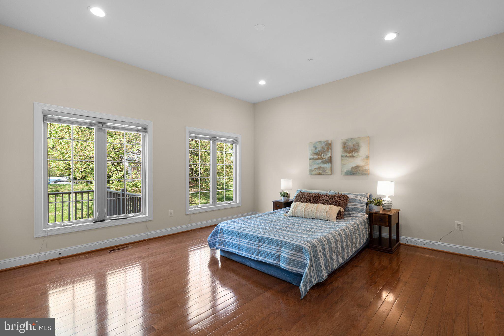 SCOT'S GLEN - Residential