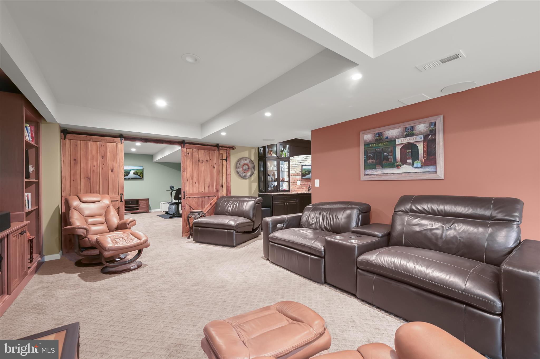 CALIFORNIA DREAMIN - Residential