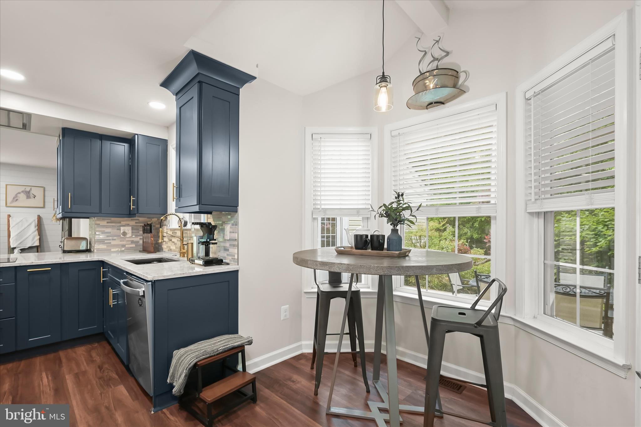 CALIFORNIA DREAMIN - Residential