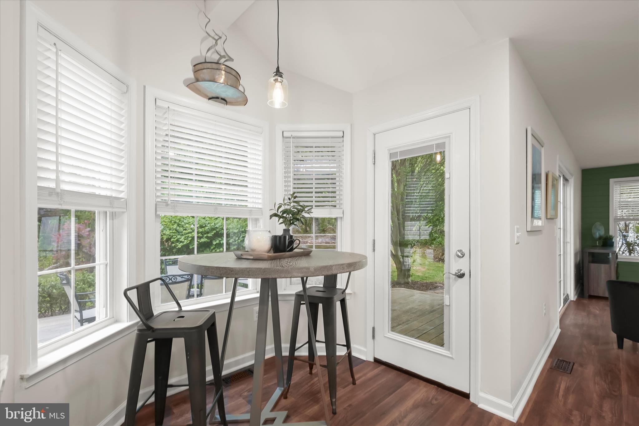 CALIFORNIA DREAMIN - Residential