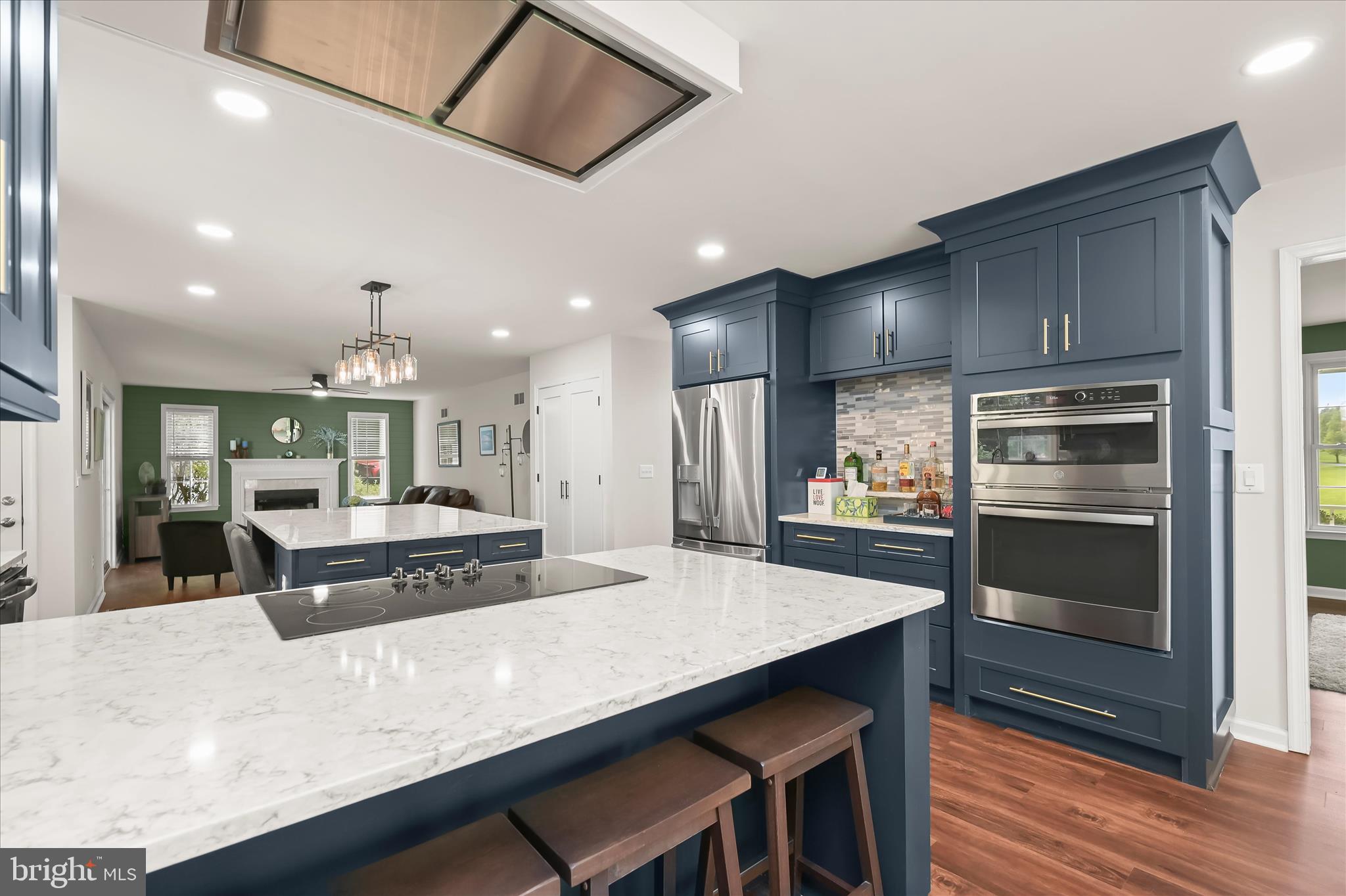 CALIFORNIA DREAMIN - Residential