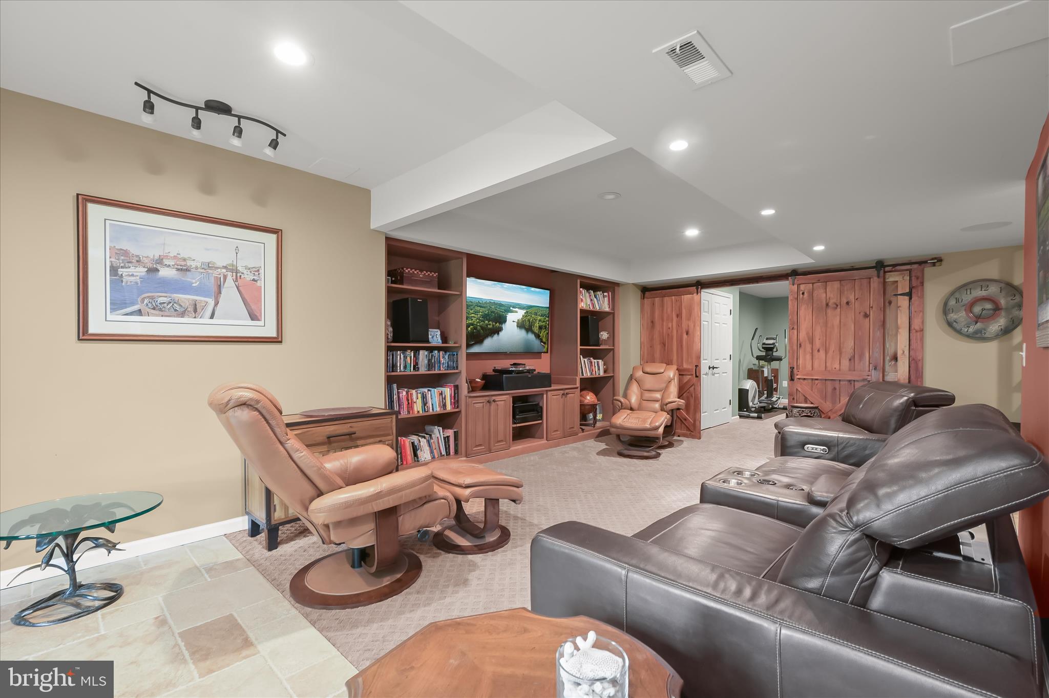 CALIFORNIA DREAMIN - Residential