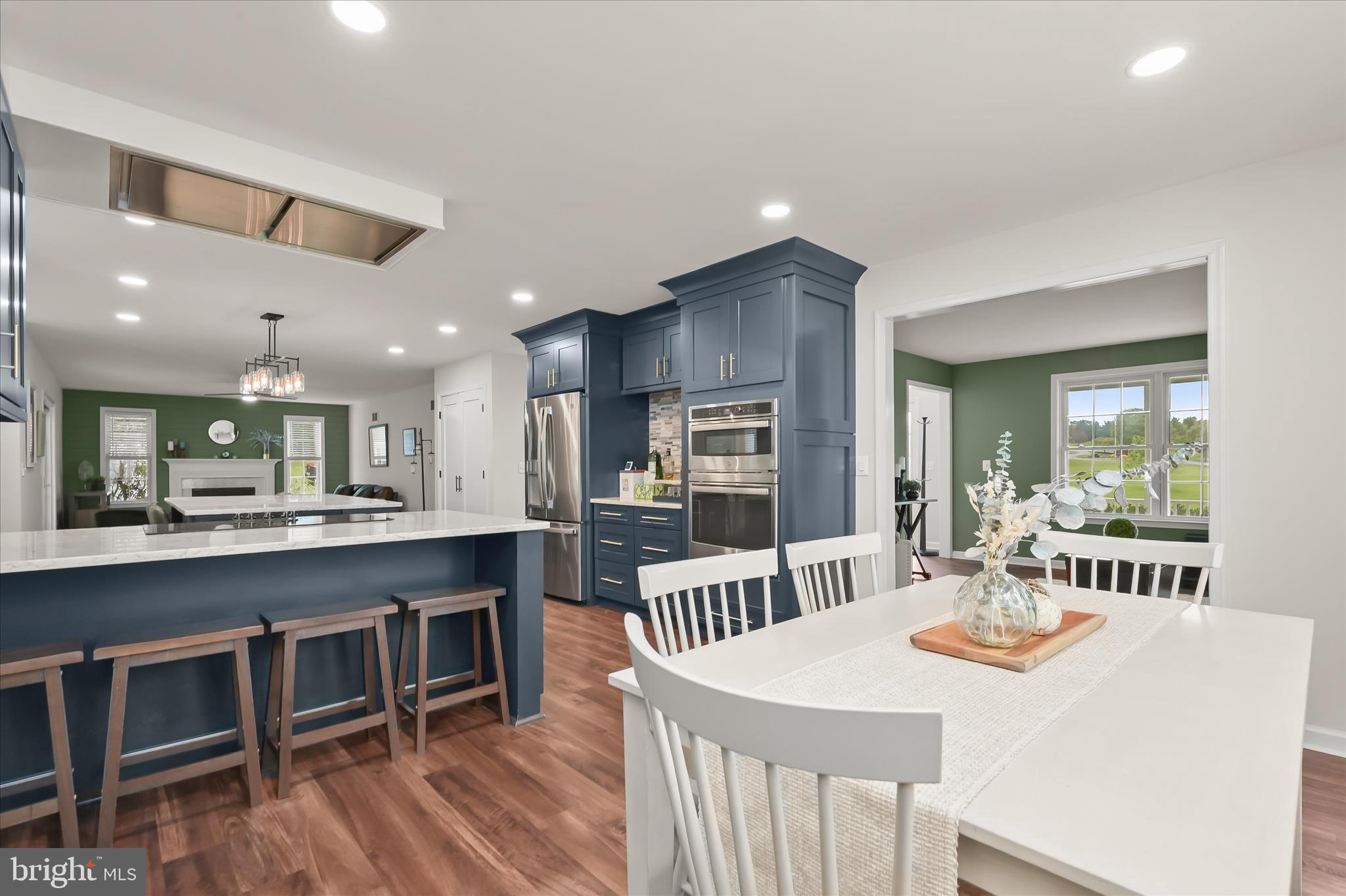 CALIFORNIA DREAMIN - Residential
