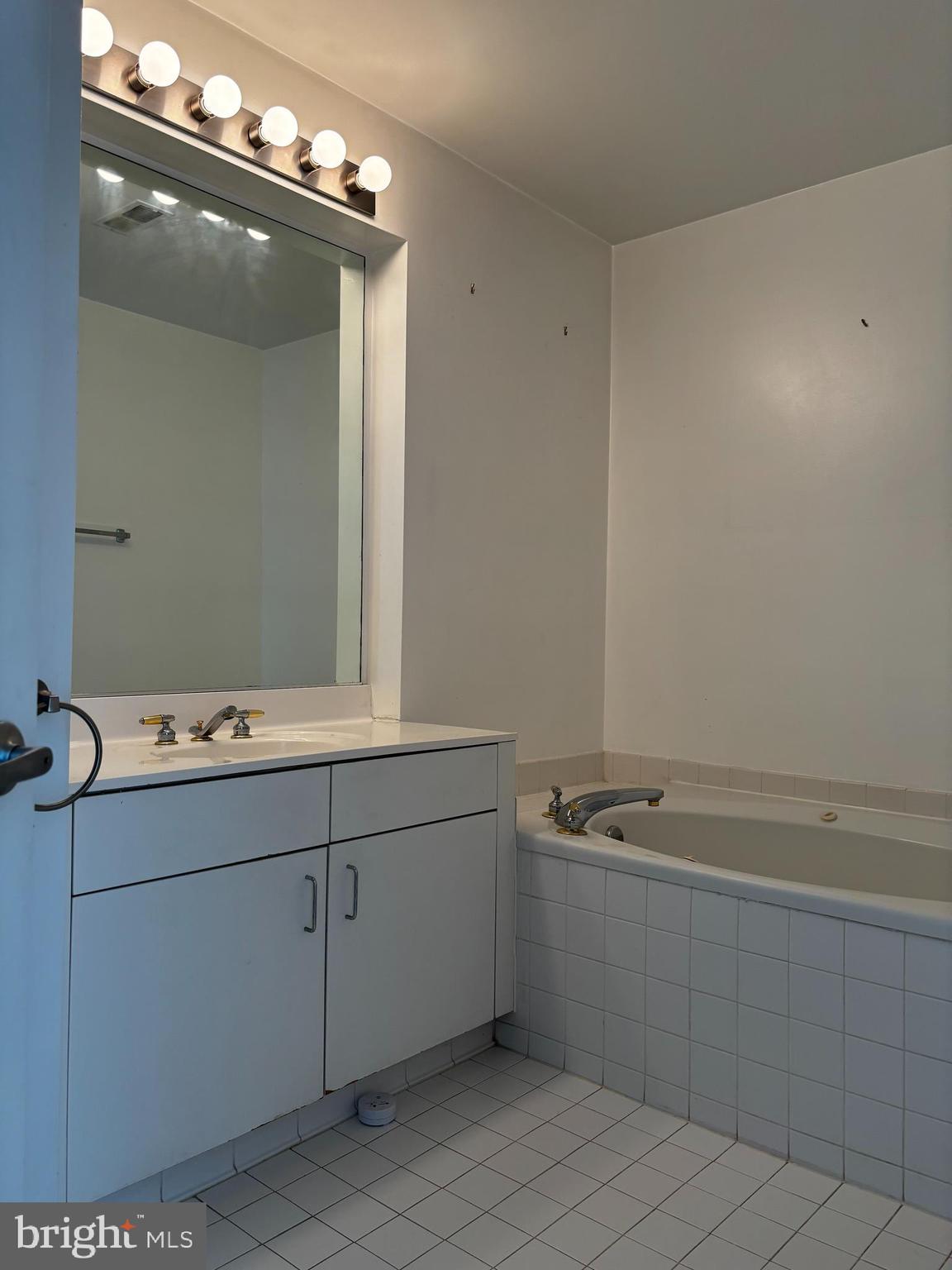 HARBORVIEW - Residential