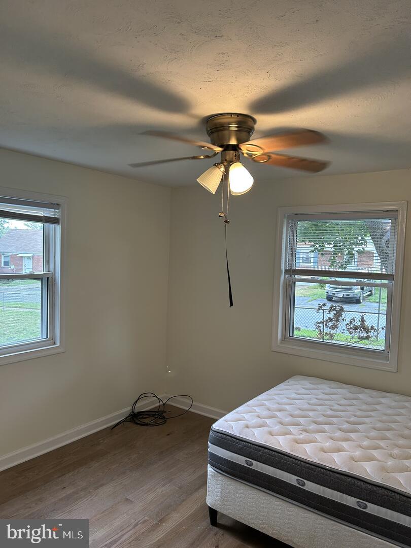 COLLINS PARK - Residential Lease