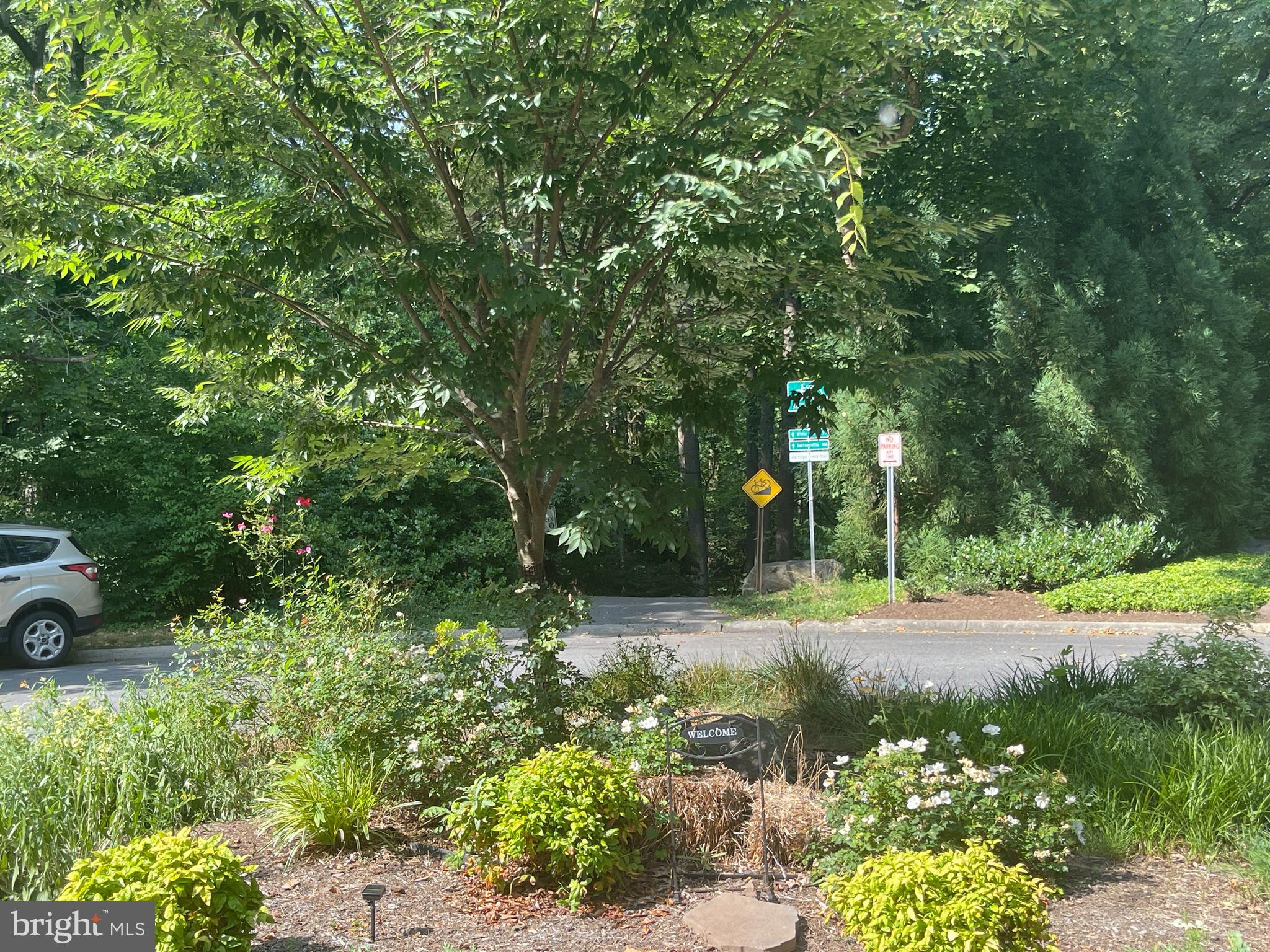 WOODSIDE PARK - Residential