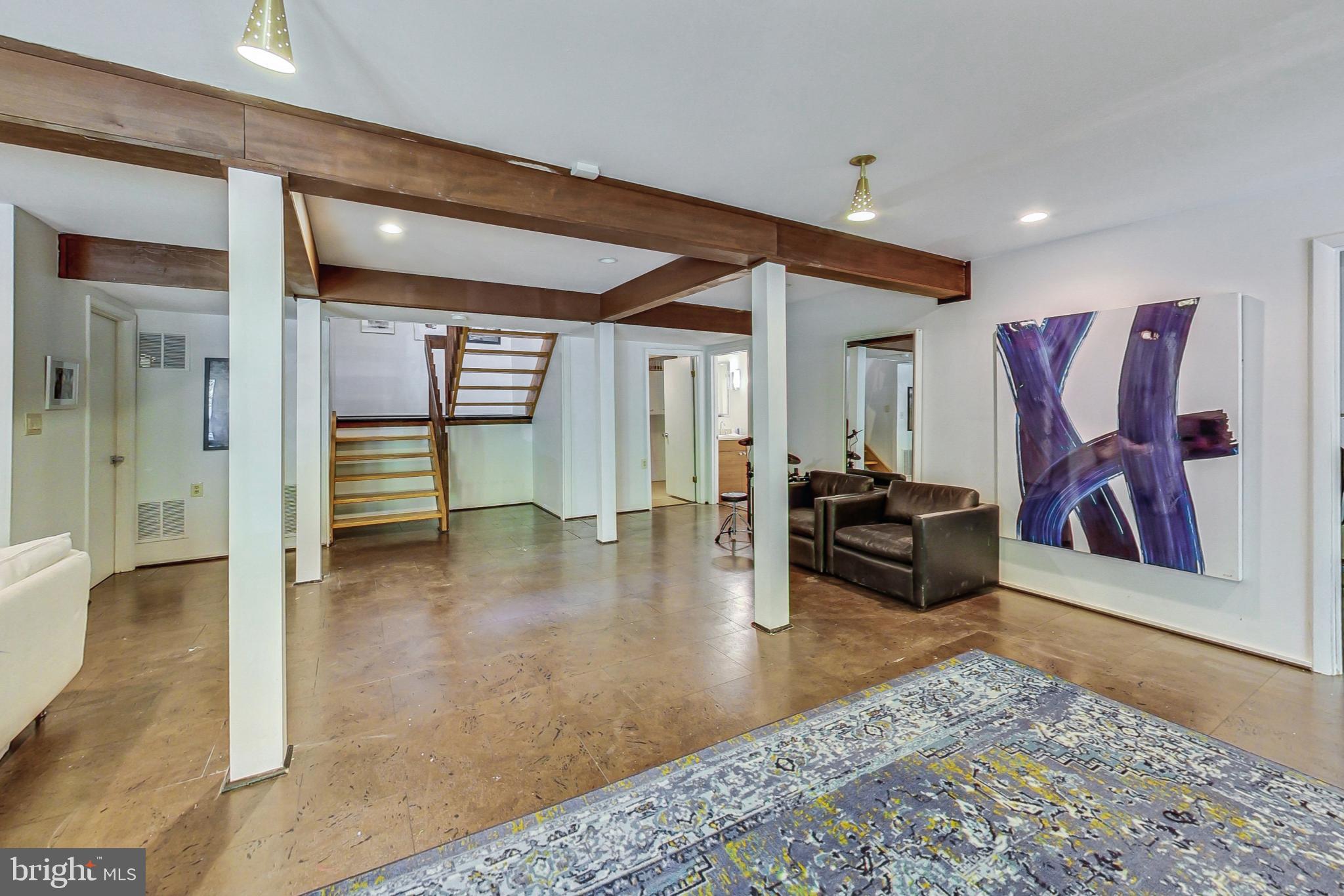 WOODSIDE PARK - Residential