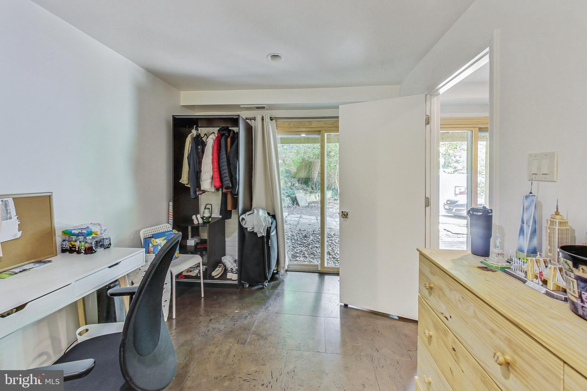 WOODSIDE PARK - Residential