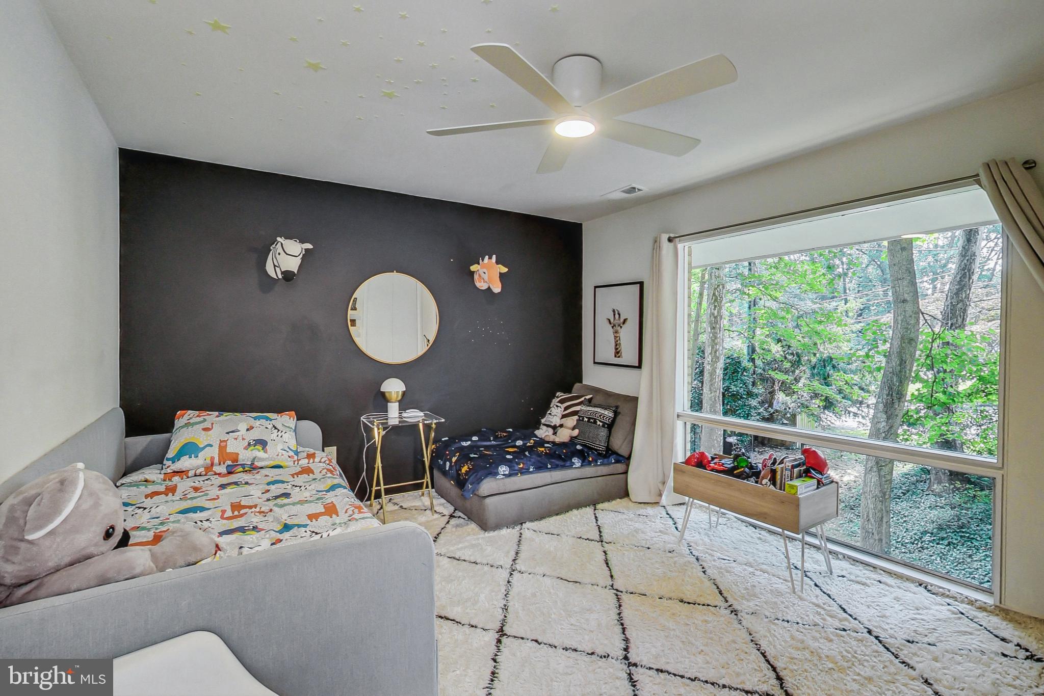 WOODSIDE PARK - Residential