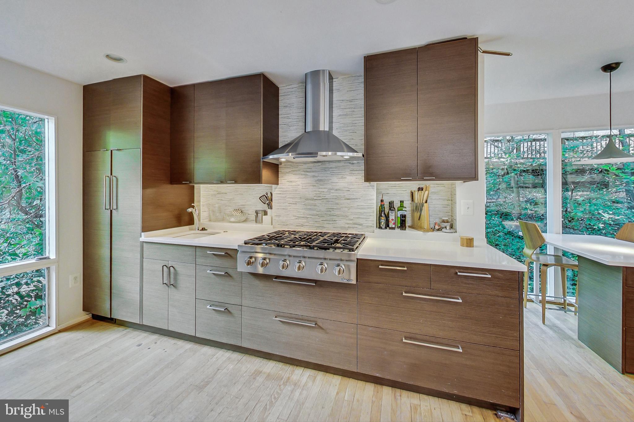 WOODSIDE PARK - Residential