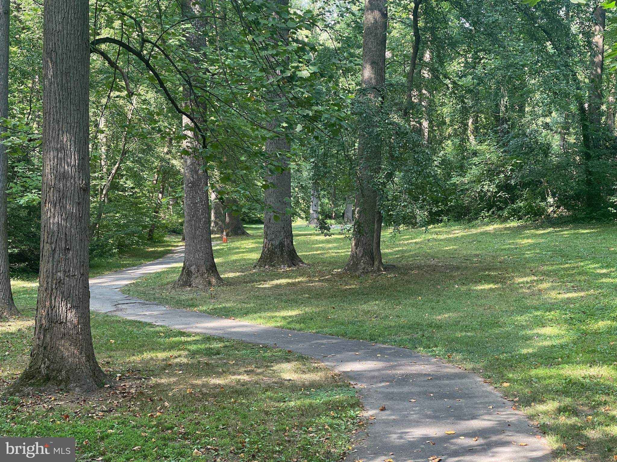 WOODSIDE PARK - Residential