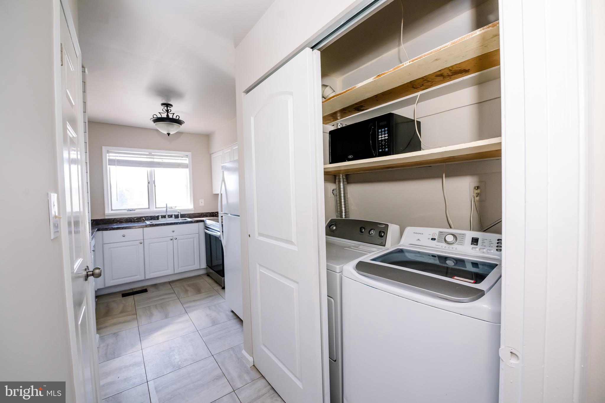 CASTLEMILL - Residential