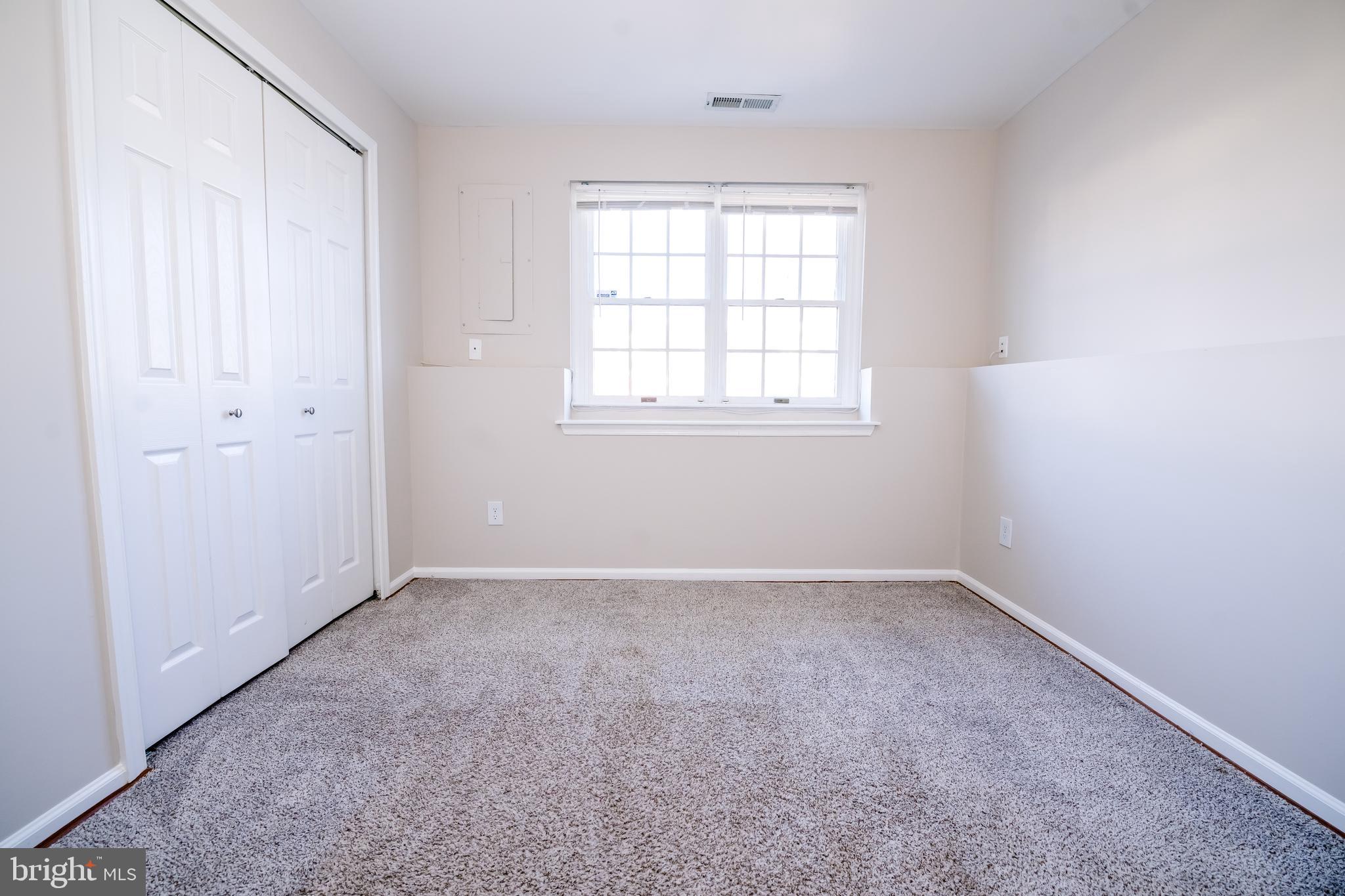 CASTLEMILL - Residential