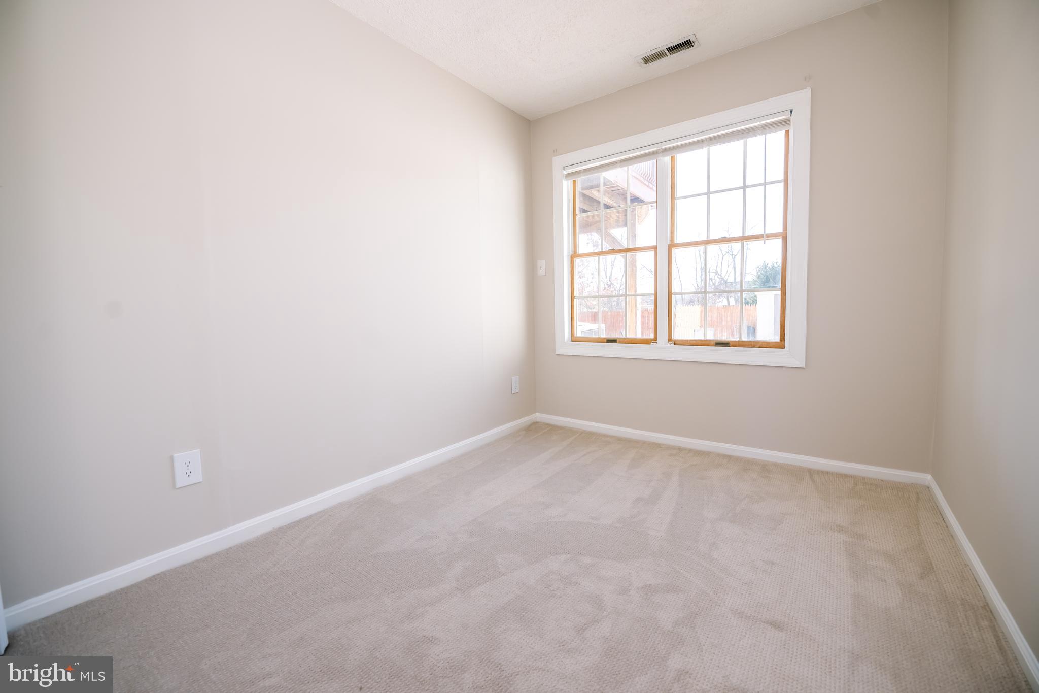 CASTLEMILL - Residential