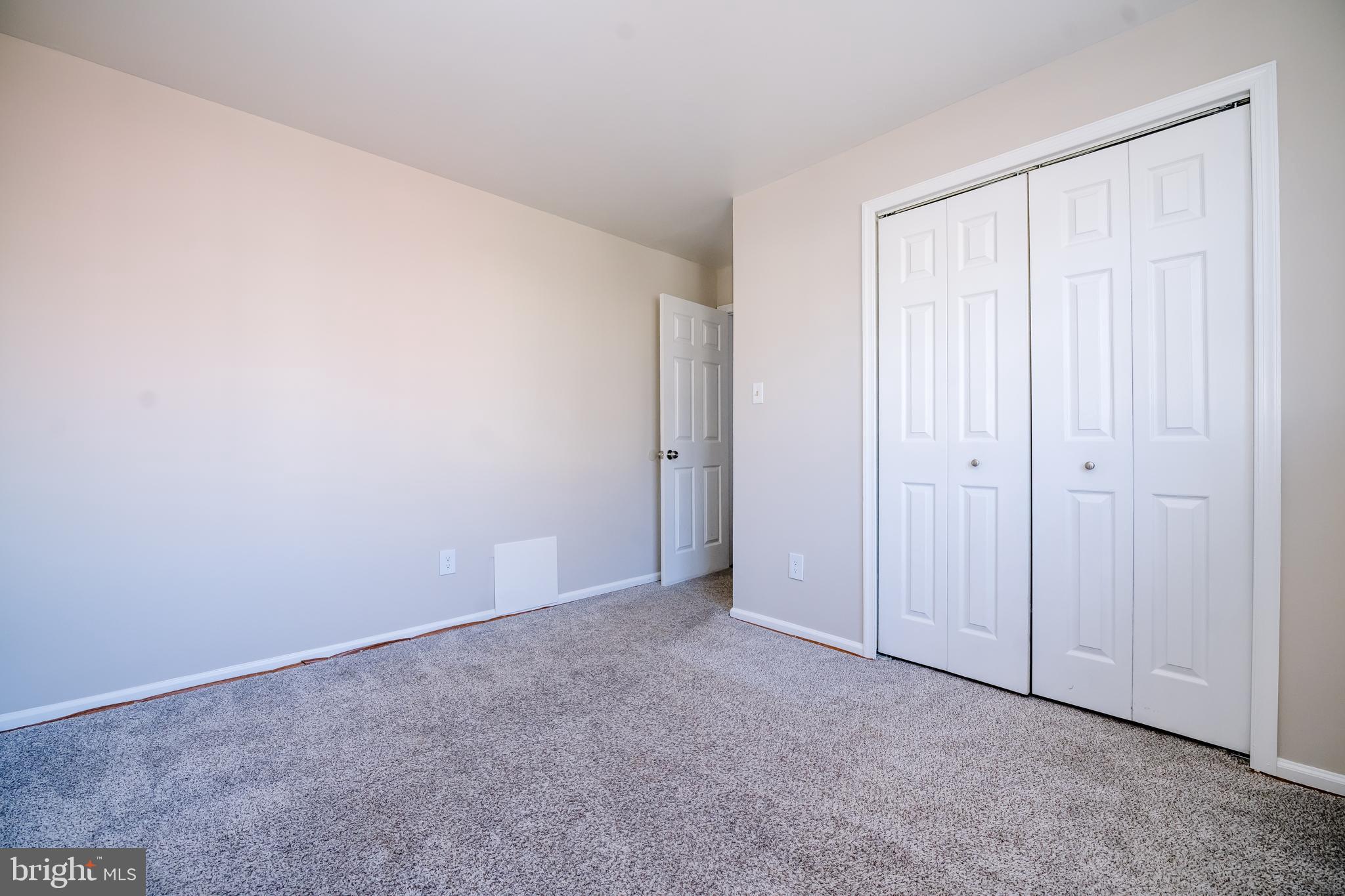 CASTLEMILL - Residential