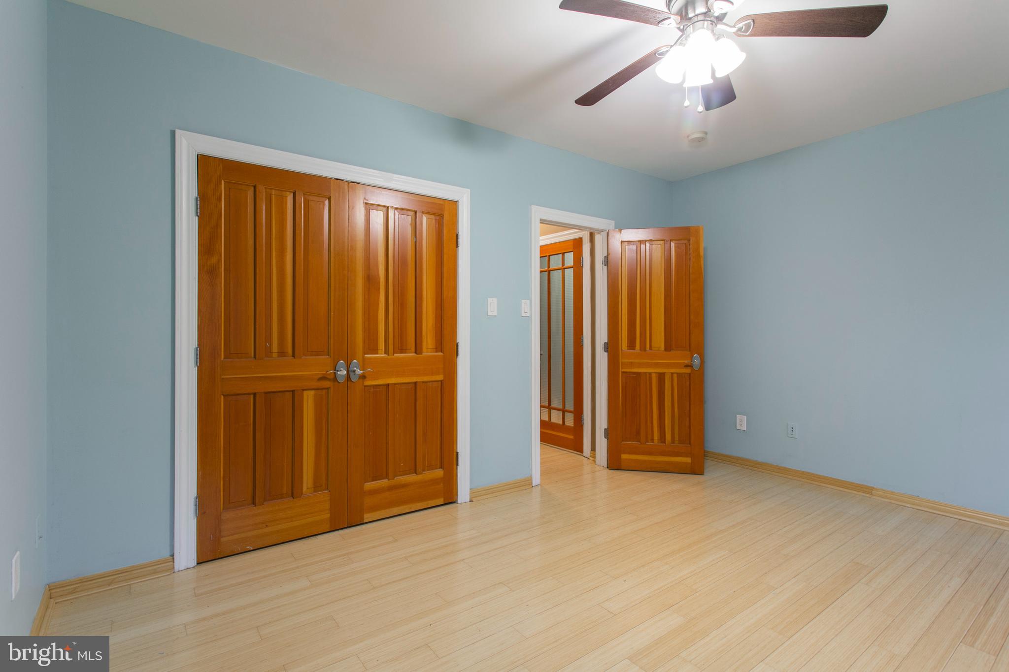 UNIVERSITY CITY - Residential Lease