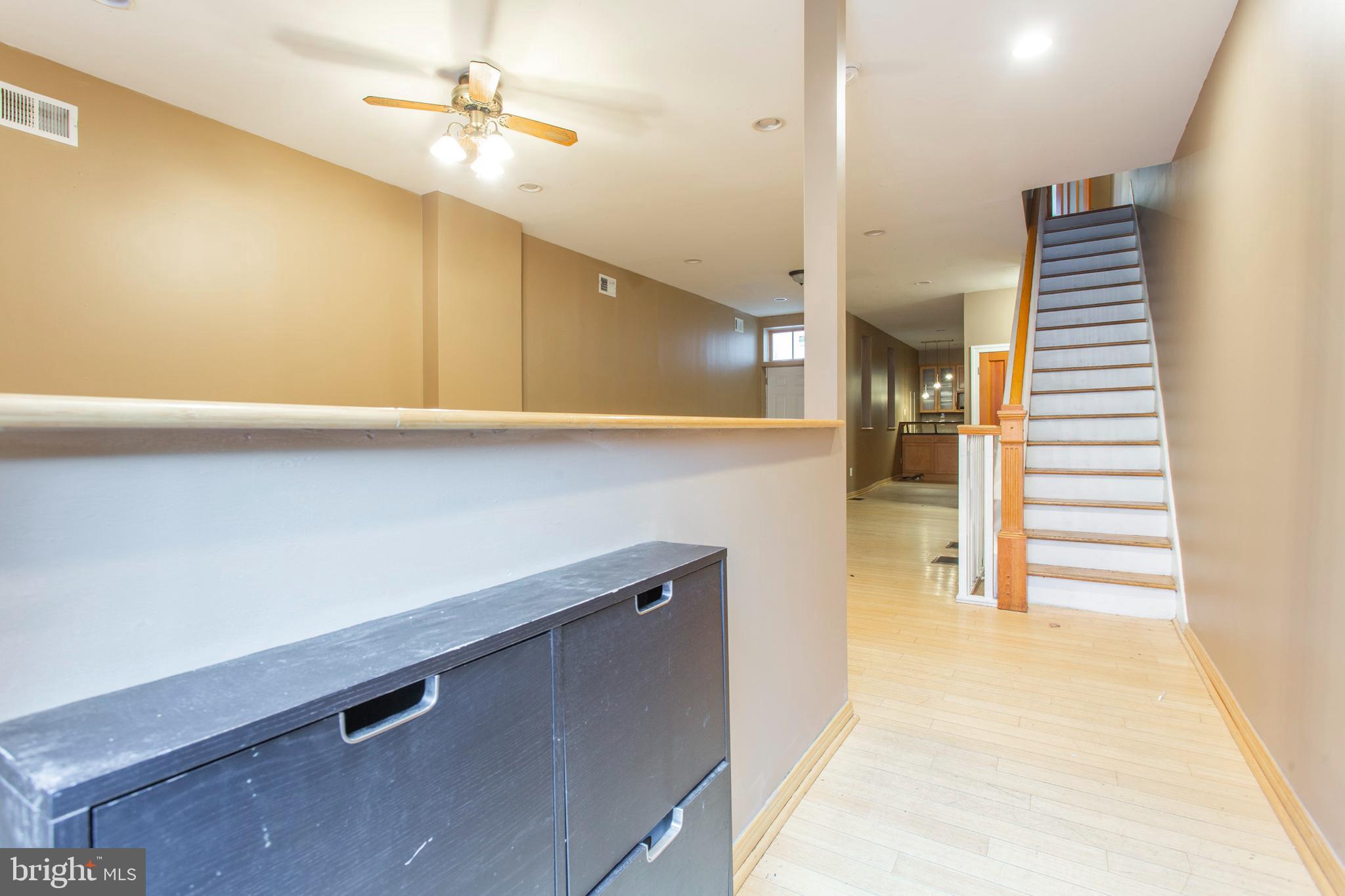 UNIVERSITY CITY - Residential Lease