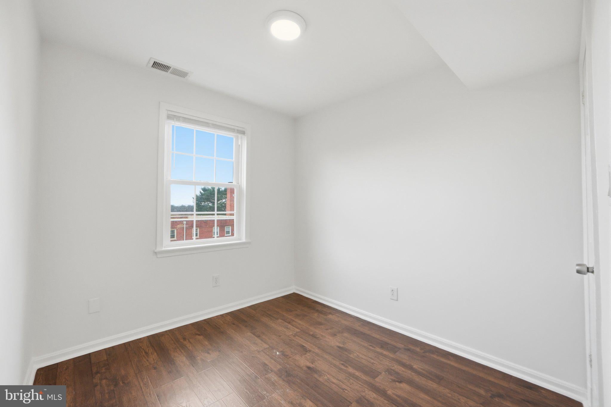 3909 PENNSYLVANIA AVENUE SE 302