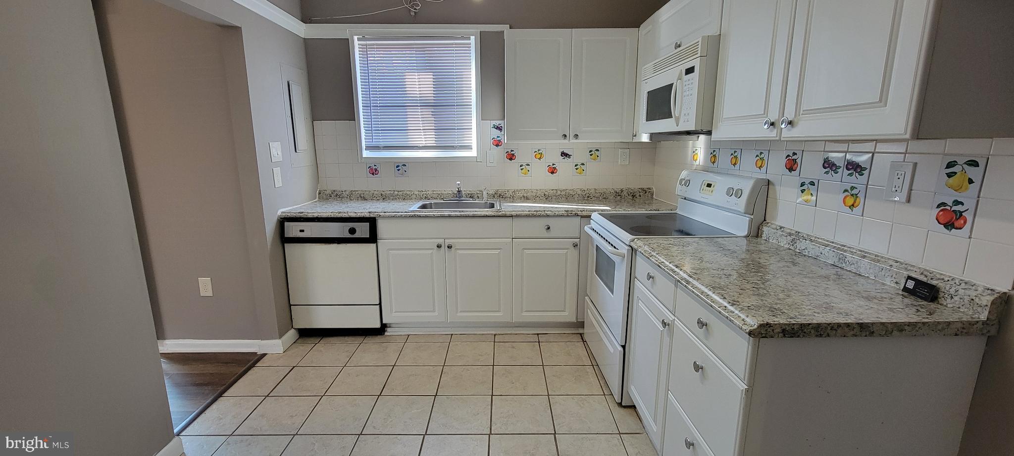 138 BIG CHIMNEY BRANCH 10-3