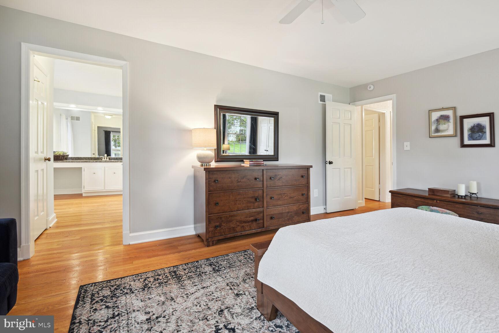 MCAULEY PARK - Residential