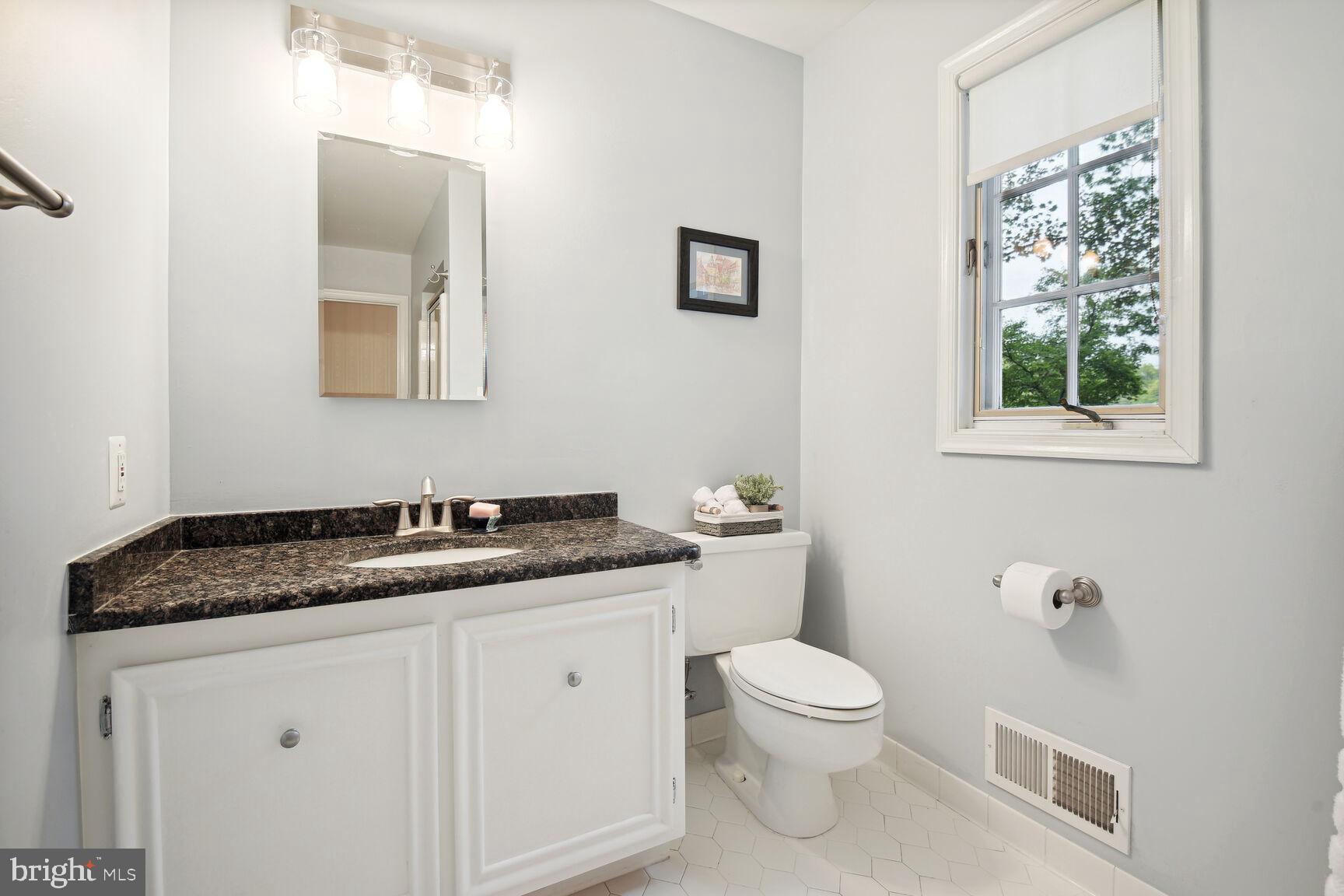 MCAULEY PARK - Residential