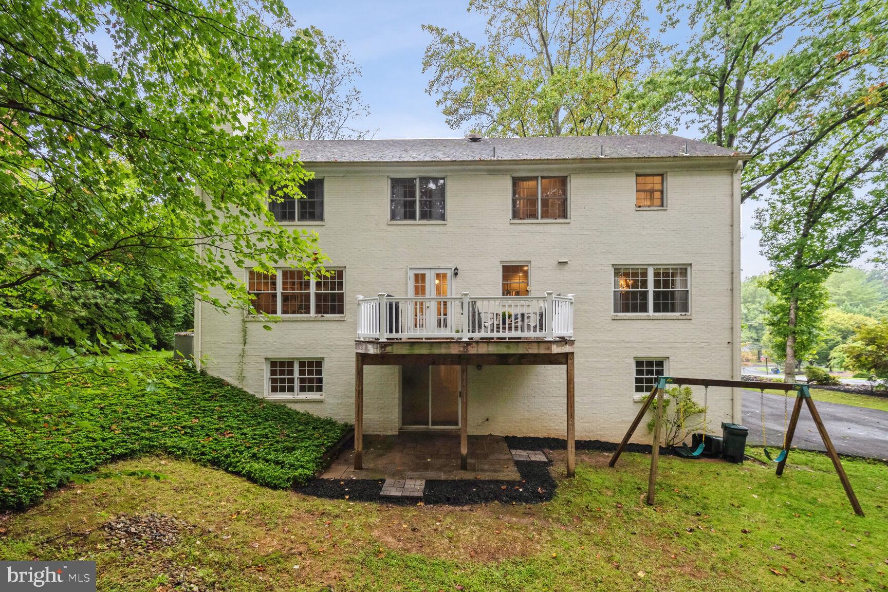 MCAULEY PARK - Residential