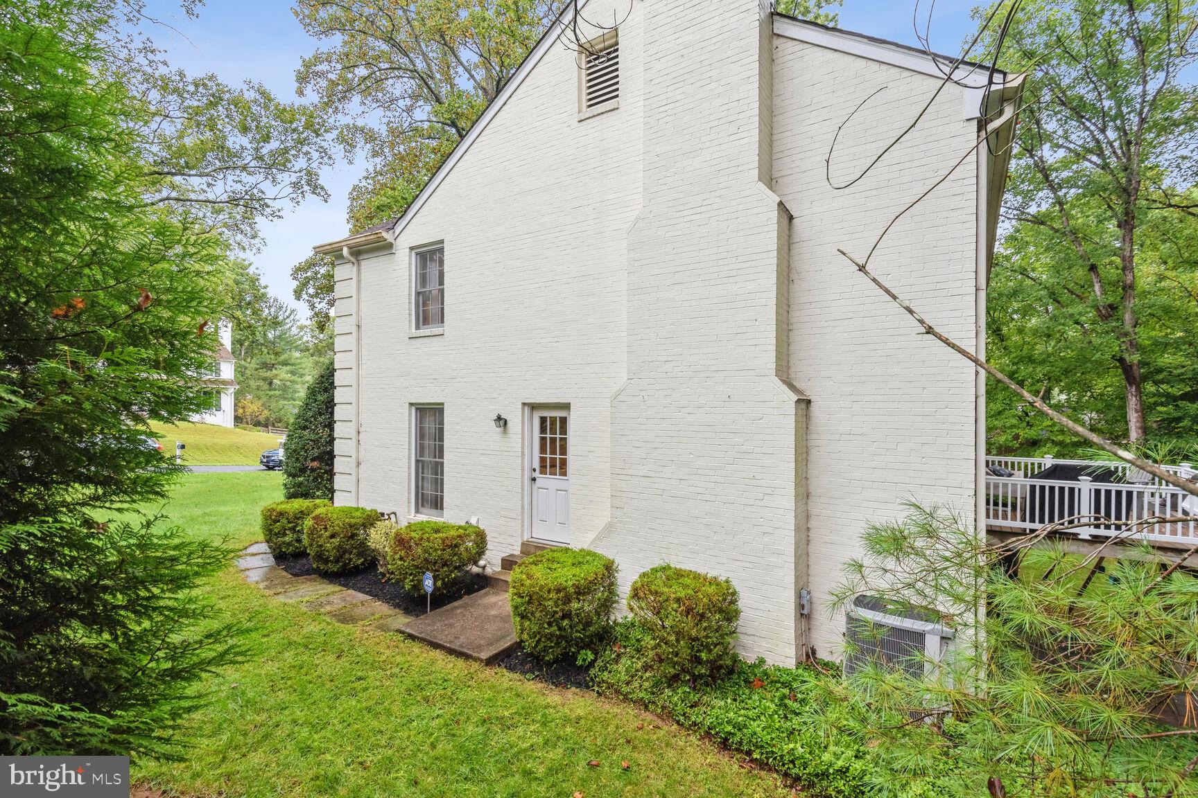 MCAULEY PARK - Residential