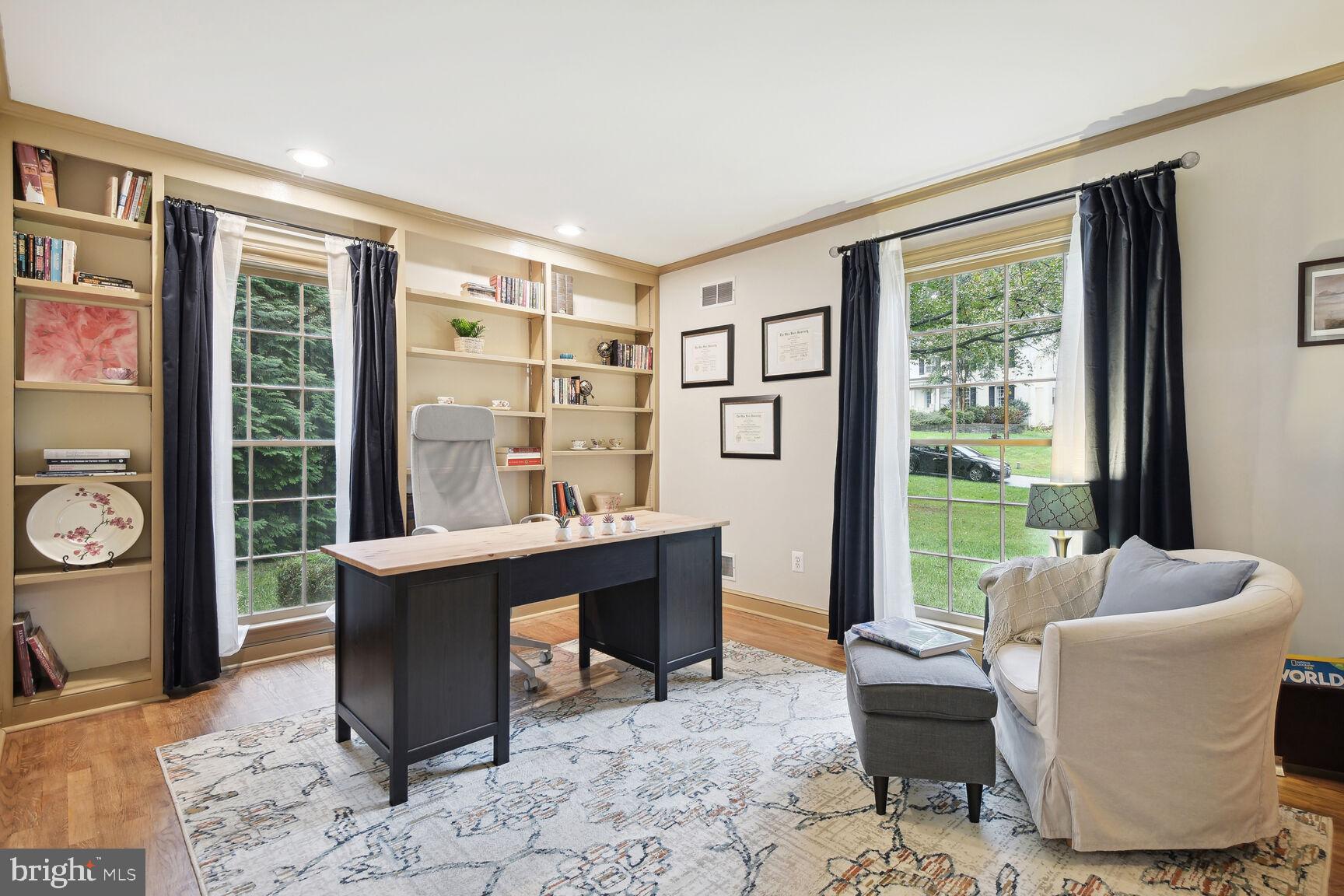 MCAULEY PARK - Residential