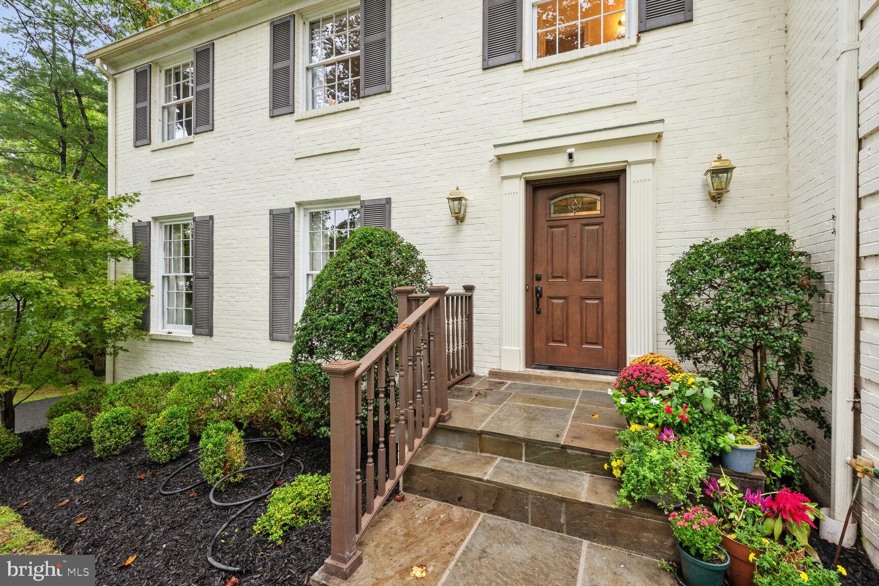 MCAULEY PARK - Residential