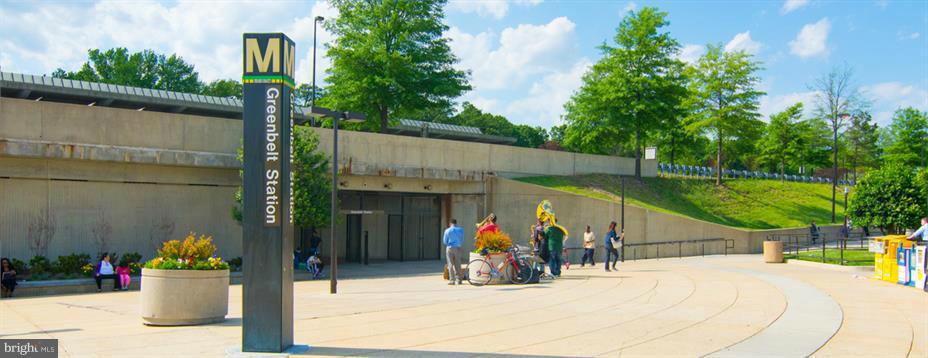 GREENBELT STATION - Residential