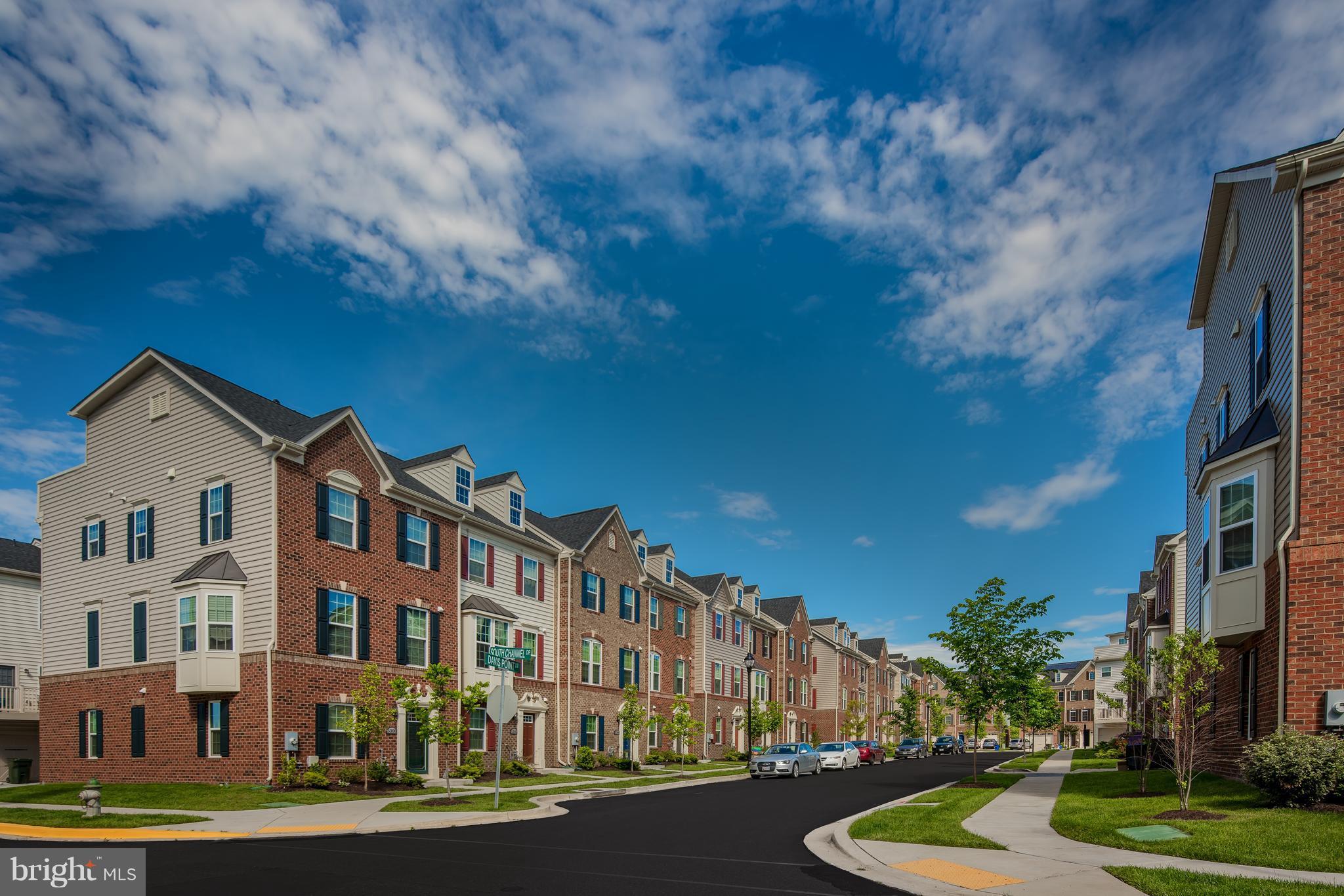 GREENBELT STATION - Residential