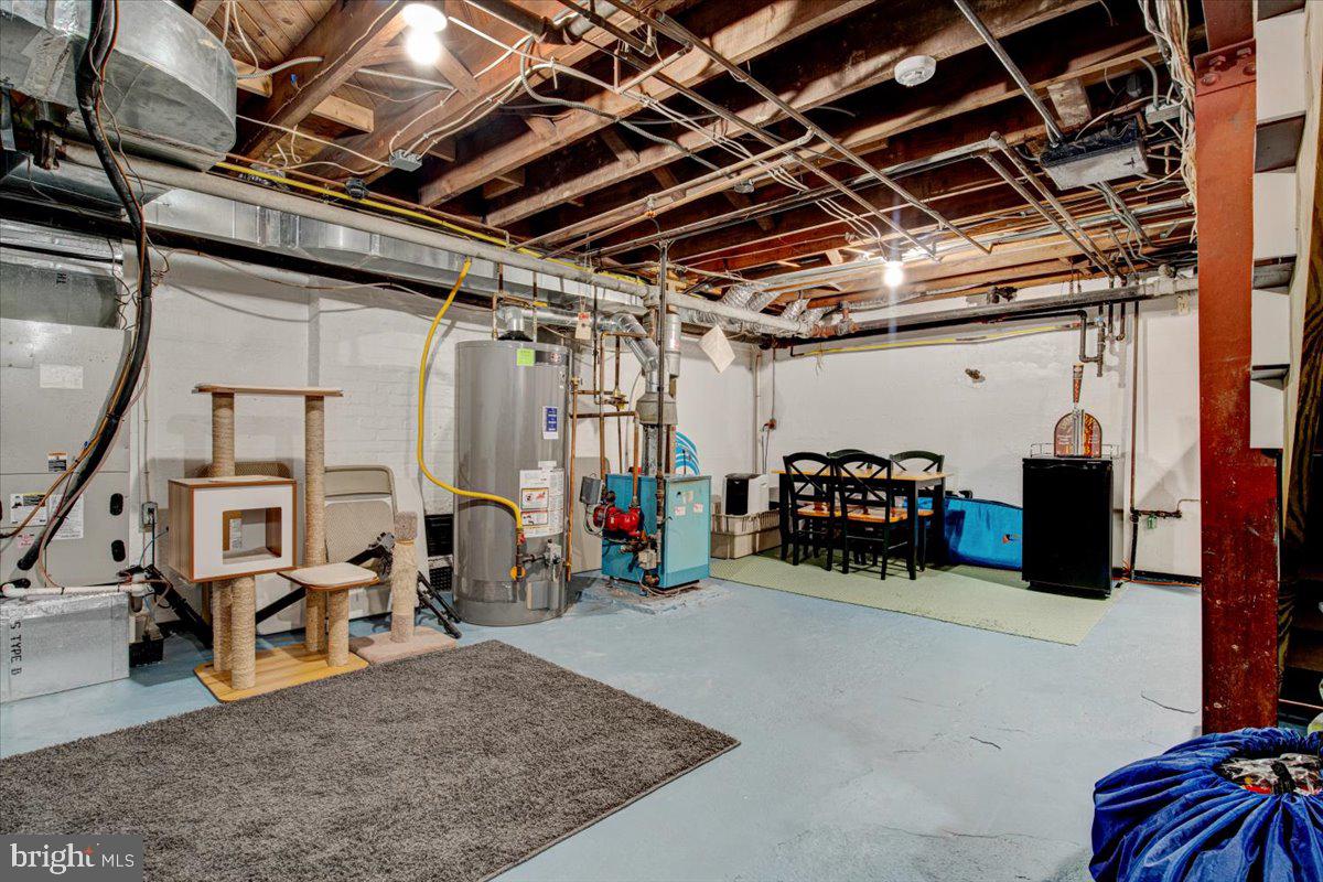 CHEVY CHASE - Residential