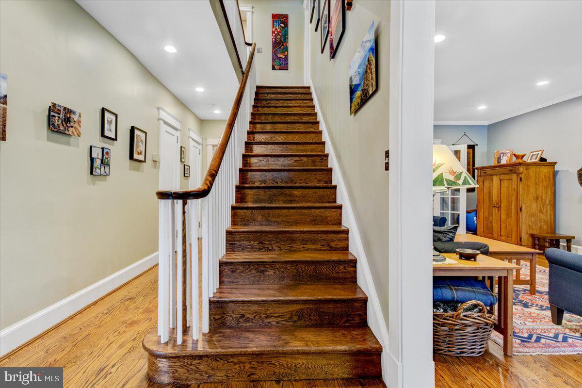 CHEVY CHASE - Residential