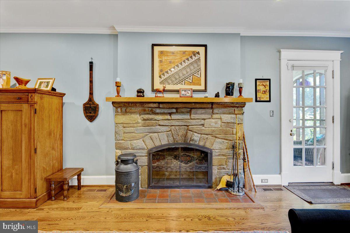 CHEVY CHASE - Residential