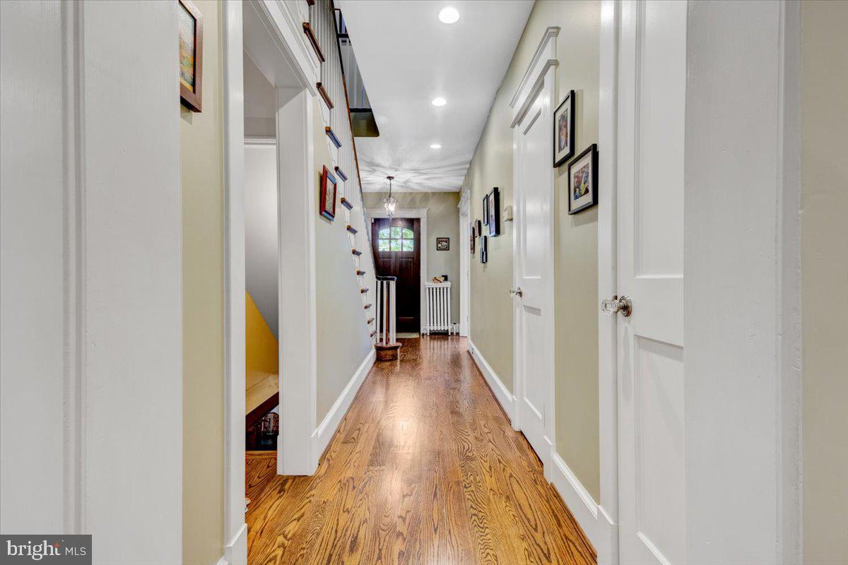 CHEVY CHASE - Residential