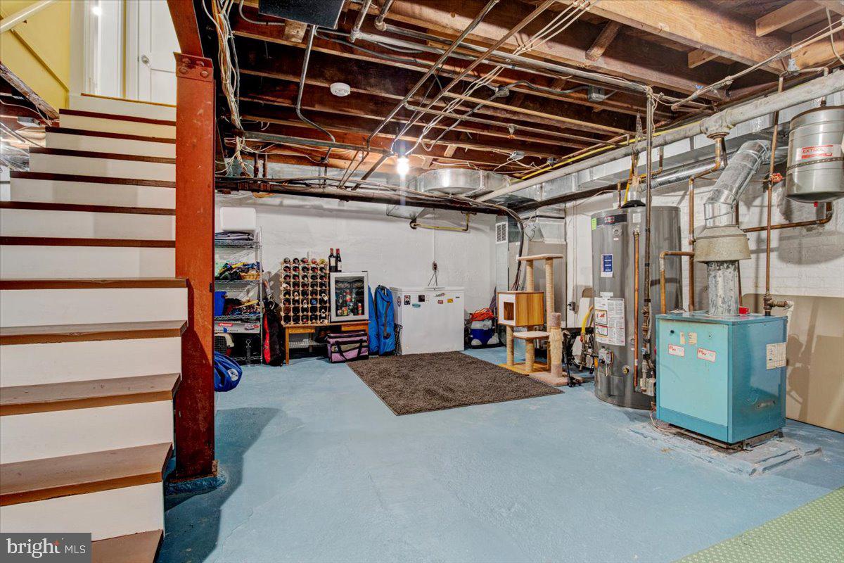 CHEVY CHASE - Residential