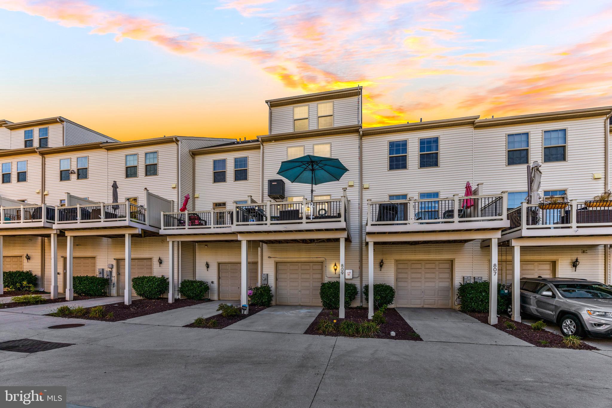 O'DONNELL SQUARE - Residential