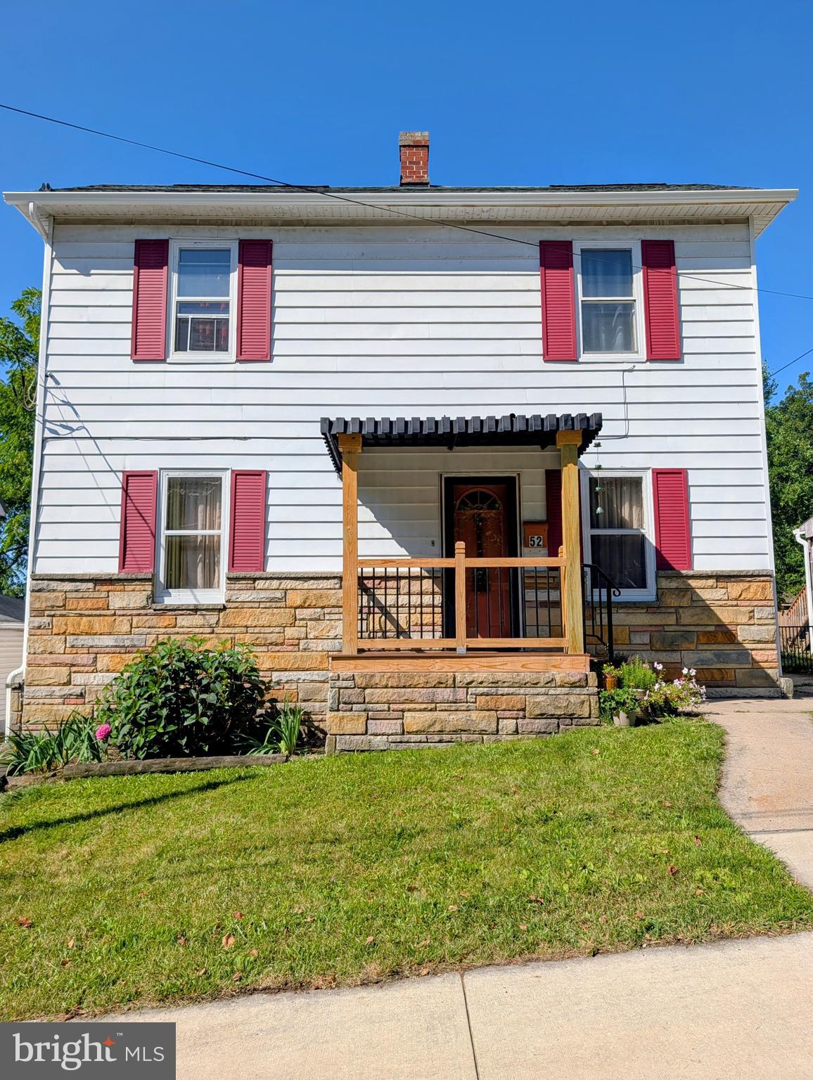 52 LINDEN STREET