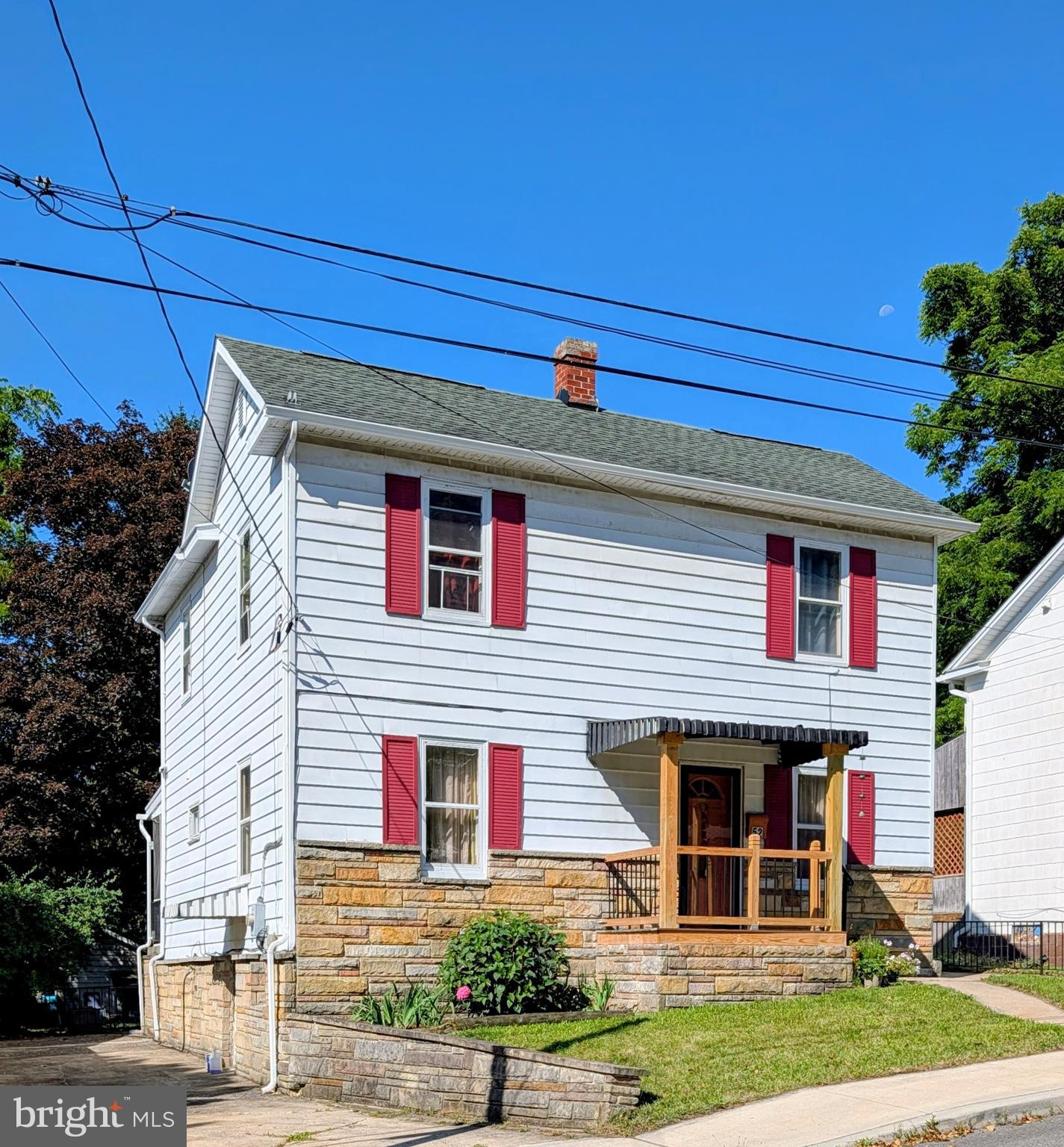 52 LINDEN STREET